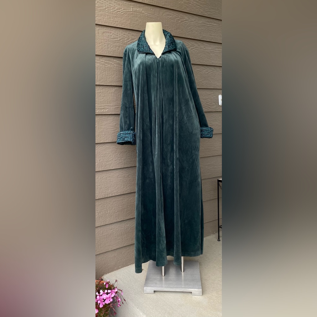 Vintage 70s Diamond Tea House Dress Gown Robe Women Velvet Forest Emerald Green